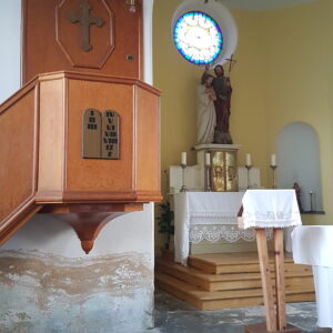 Kirche Rosenhain Altarraum
